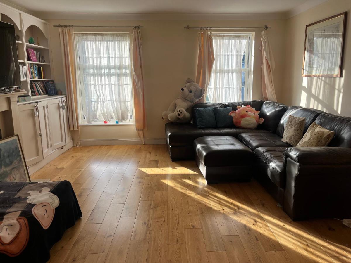 Rooms Close To Wimbledon Tennis London Bagian luar foto