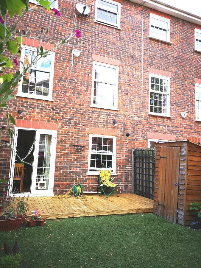 Rooms Close To Wimbledon Tennis London Bagian luar foto